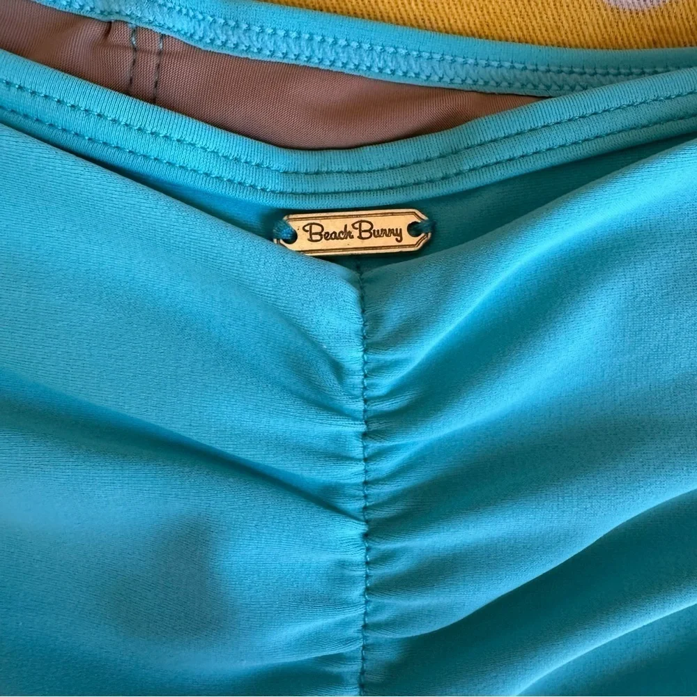 Beach Bunny Hard Summer Skimpy bikini set in Aqua